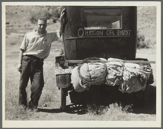 Vernon Evans (with his family) of Lemmon, South Dakota, near Missoula, Montana on Highway 10. Leaving grasshopper-ridden and drought-stricken area for a new start in Oregon or Washington