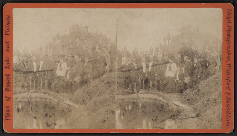 Group at Palestine Park, Round Lake.