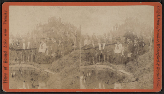 Group at Palestine Park, Round Lake.