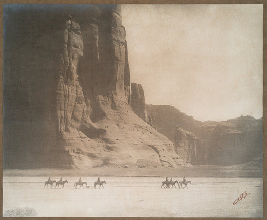 Canyon de Chelly (pronounced De Shay).