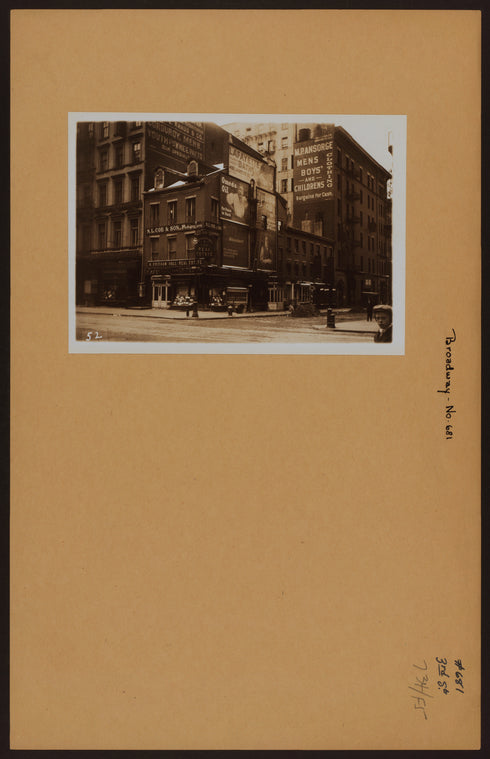 Manhattan: Broadway - 3rd Street (West)
