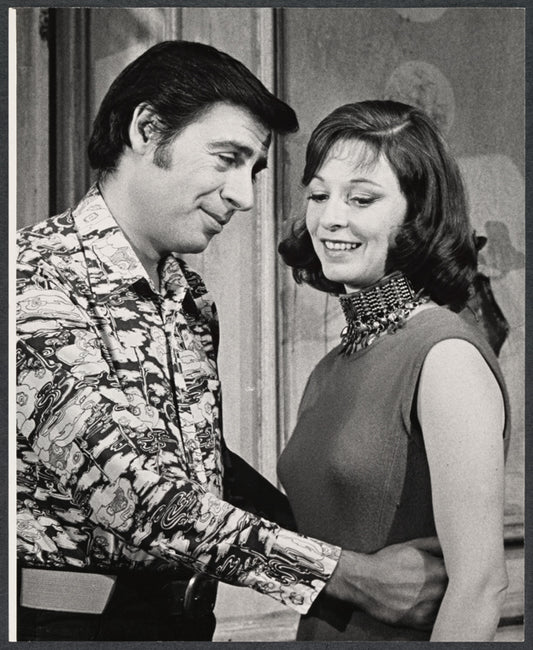 Jerry Orbach and Jane Alexander in the stage production 6 rms riv vu