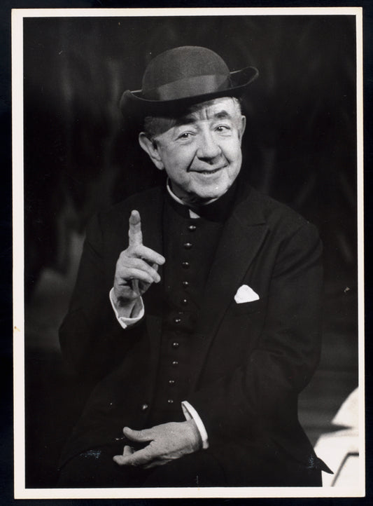 Cecil Kellaway in the stage production Greenwillow