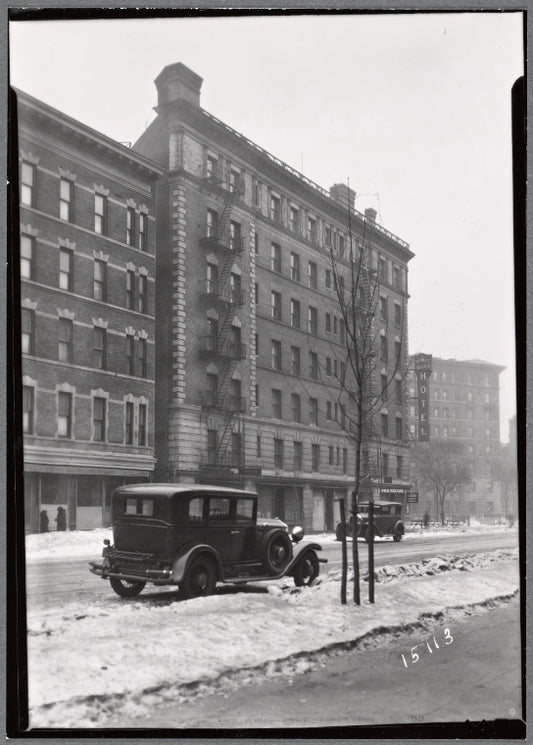 Dewey Square Hotel: W. 117th St. - St. Nicholas Ave., Manhattan