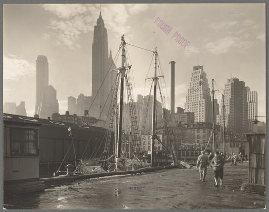 Fulton Street Dock, Manhattan Skyline