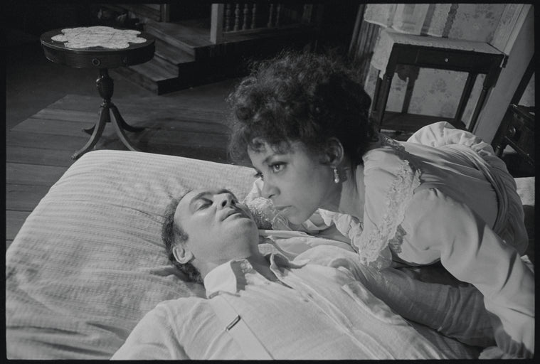 Robert Loggia and Ruby Dee in the stage production Wedding Band