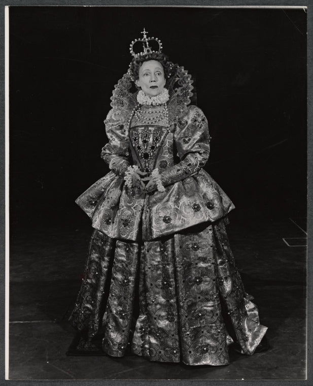 Eva Le Gallienne in the stage production Mary Stuart