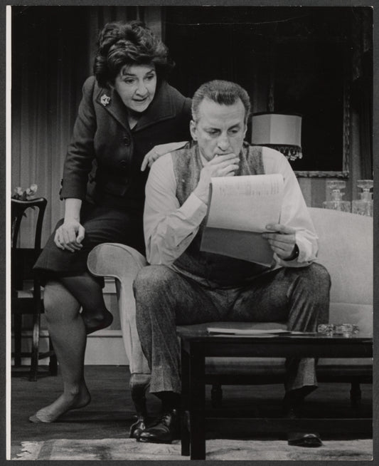 Maureen Stapleton and George C. Scott in the stage production Plaza Suite