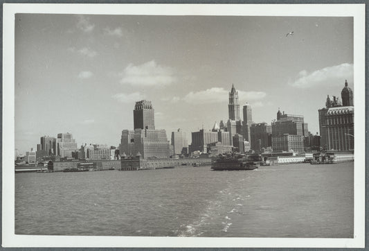 View from the Liberty Street-CNF ferry on lower Manhattan