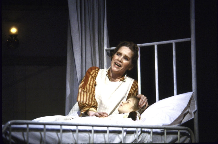 Actresses (L-R) Liv Ullmann and Tara Kennedy in a scene from the Broadway musical "I Remember Mama." (New York)