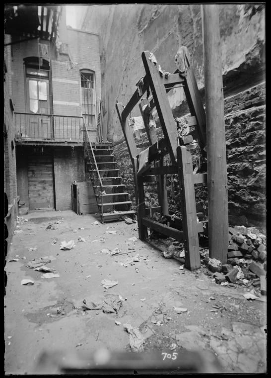 Backyard of tenement (1903).