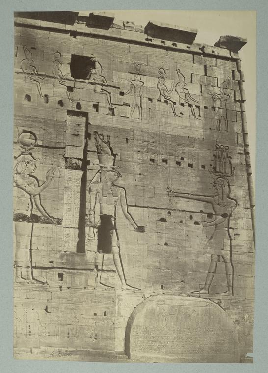 Phile: pylone avec l'inscription