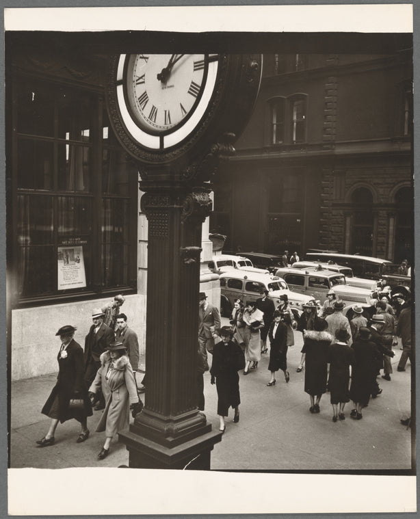 Tempo of the City: I, Fifth Avenue and 44th Street
